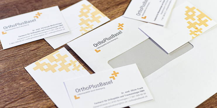 Briefschaften von OrthoPlusBasel – created by meinpraxisauftritt.ch